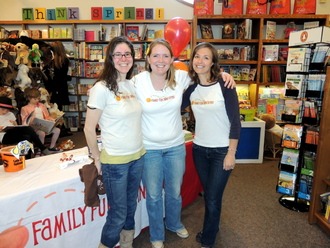 Joy, Gianna & Anne of FamilyFunTwinCities.com at the Red Balloon Bookshop in Saint Paul, Minnesota
