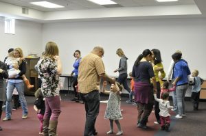 Viva! Music and Movement in Spanish -- A Class for Grown-up and Child