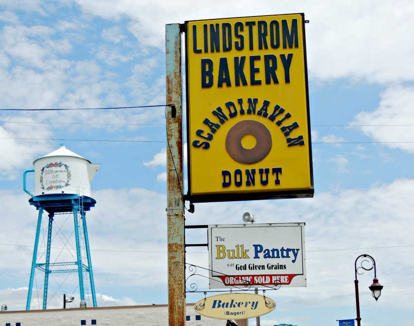 Delicious donuts at Lindstrom Bakery