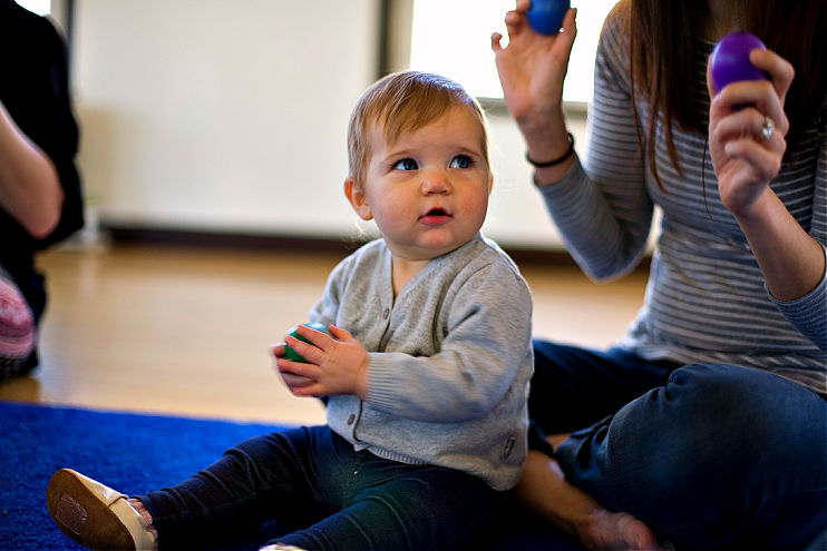 infant family music classes with Songs with Sarah