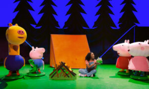 PEPPA PIG LIVE! PEPPA PIG’S ADVENTURE - George and Peppa characters around a campfire